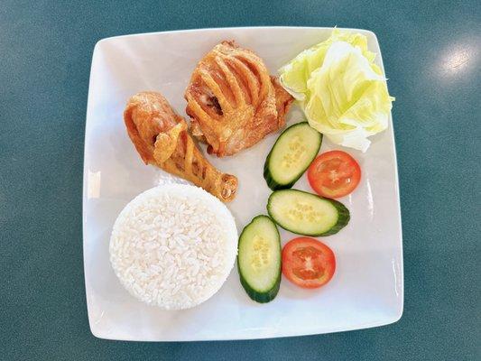 Deep fried chicken with steam rice