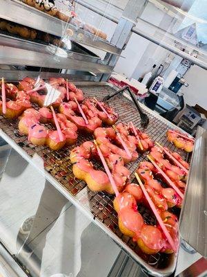 Strawberry mochi donuts