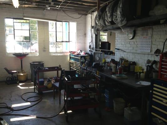 Always nice to see a clean and organized garage!