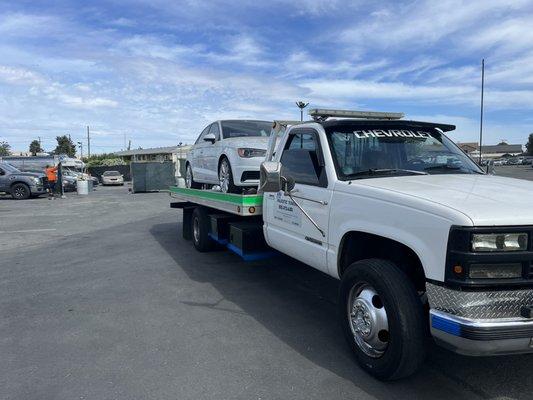 Towing services and Road Assistance