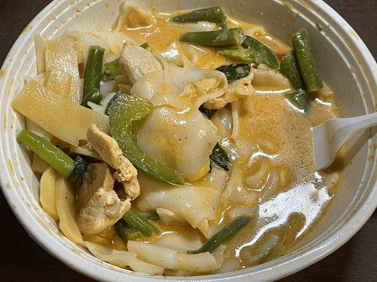 Red curry noodles with chicken