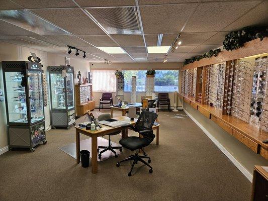 Advanced EyeCare Centers