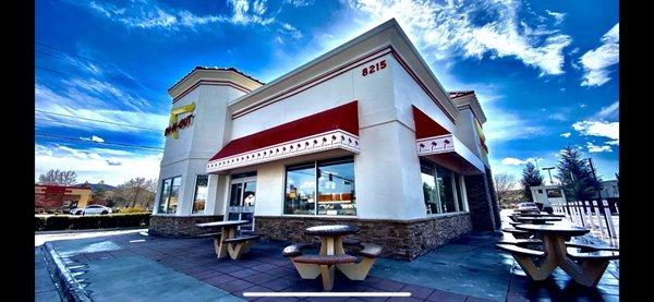 IN-N-OUT BURGER RENO