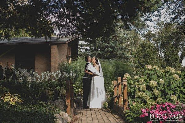 romantic wedding photography in Livonia michigan