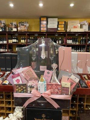 Pretty in Pink gift basket!!