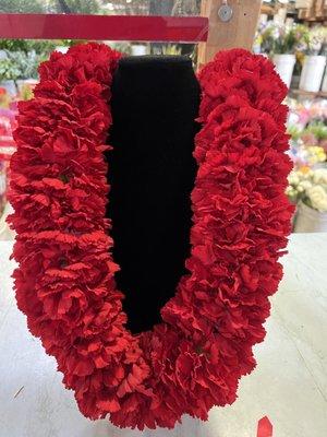 Custom made double carnation lei