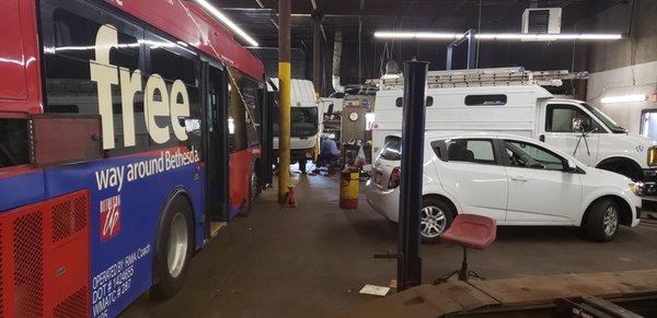 Fleet services - all makes and models.
 MARYLAND SAFETY INSPECTIONS.
 DOT Inspections.
 All PM services.