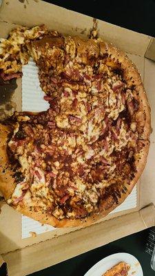 I bought a bbq sauce with ham and the pizza looks horrible when i get home It was drowning in sauce and it was too slimy and  disgusting.