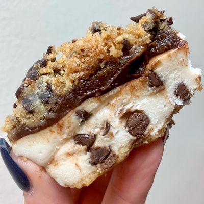 Cookie dough cheesecake