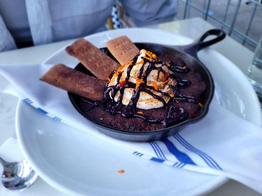 S'mores dessert