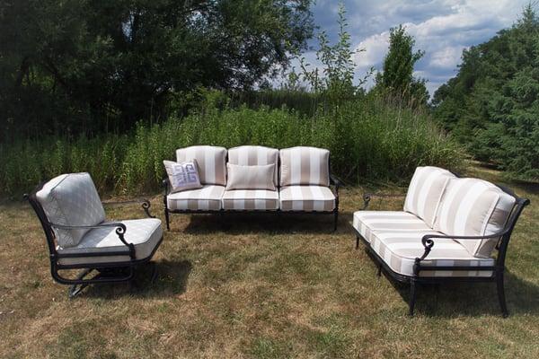 Outdoor cushions and pillows