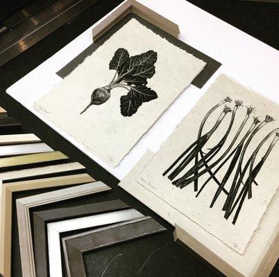 Frame selection for B&W photographs