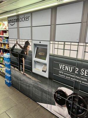 Amazon pickup lockers inside 7-11