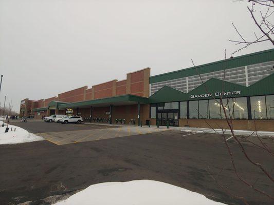 Large new Menards location just east of the old one