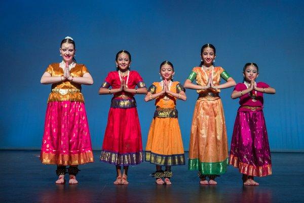 Indian dancing - Dance recitals & live music performances are our specialty. Sophisticated microphones for music make all the difference.