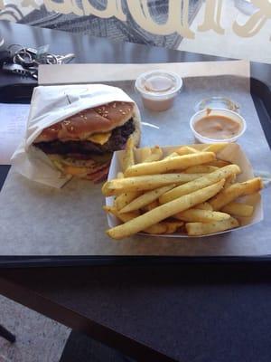 Cheeseburger and ranch fries.