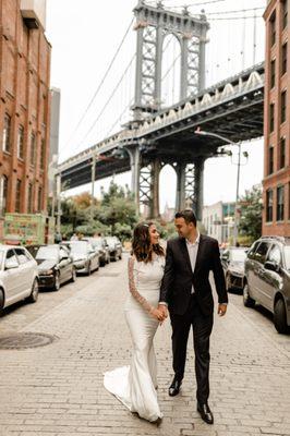 Brooklyn Bridge weddinng photos.