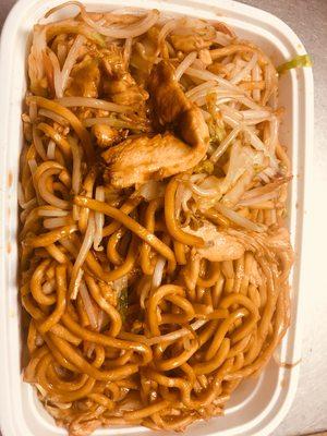 Chicken lo mein