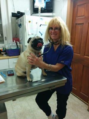 Dr. Goode taking excellent care of my Macho. She is excellent, takes her time and very detailed explaining the diagnosis.