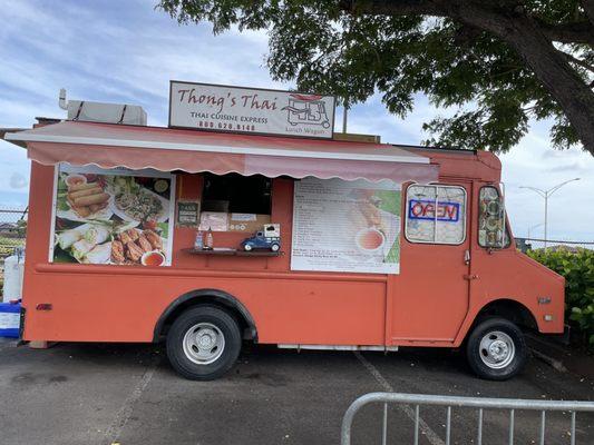 Food Truck in lower Waikele Shopping Center parking lot.