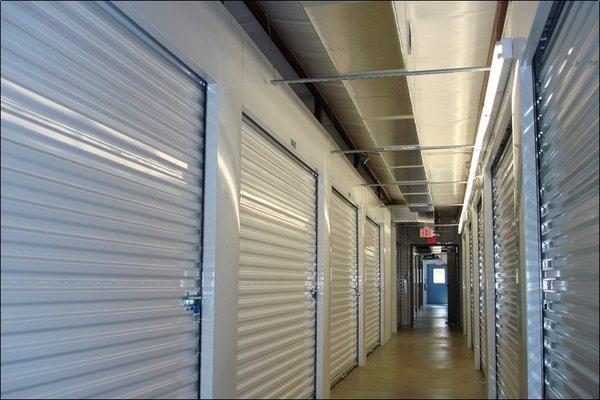 ALL GROUND FLOOR A/C STORAGE UNITS FOR EASY ACCESS CONVENIENCE