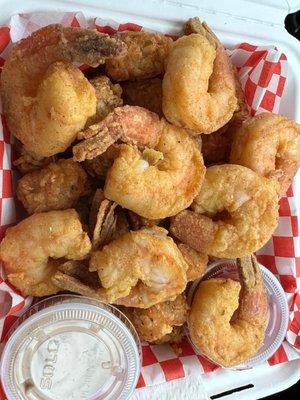 8pc Shrimp Meal with tater tots and Garlic Jay-oli - ask for lemon slices to drizzle on top!