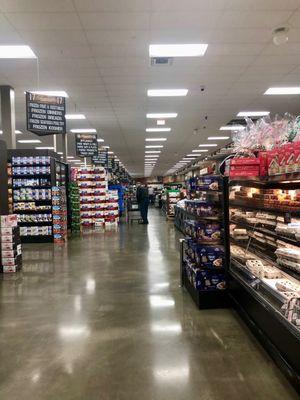 ShopRite Cortlandt NY. Newer store, clean and remodeled.