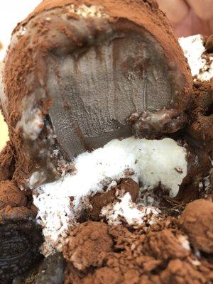 Inside of Oreo Choco Bingsu... yum!!!