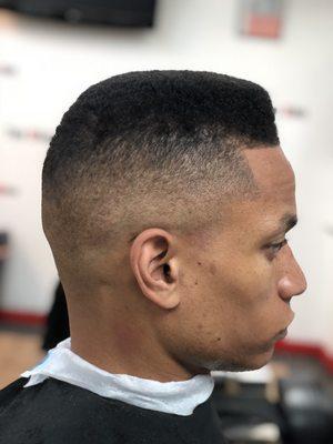 Sloped top with a skin fade