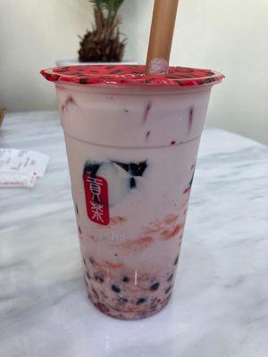 Vampire Bite: Strawberry Milk Tea with Boba pearls and herbal jelly