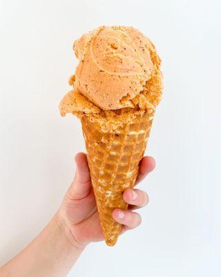 A cone of happiness in every scoop! Dive into pure bliss at Negranti Creamery!