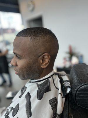 Skin fade, straight edge line up by soni