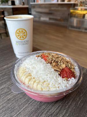 Dragon Dream Smoothie Bowl