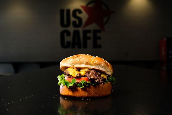 US Angus cheeseburger