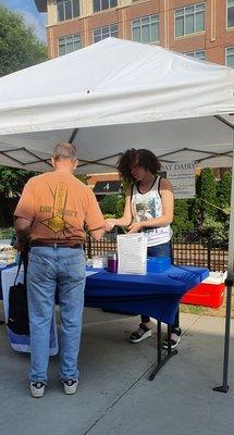 Ezri serving customers