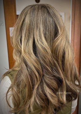 Dimensional color blending gray hair