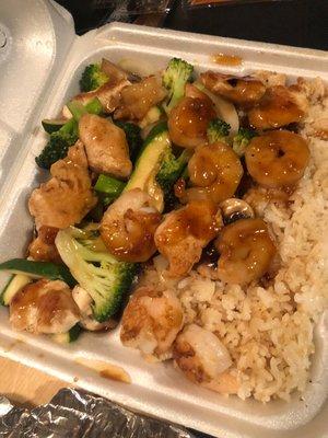 Hibachi CK12. Teriyaki Chicken and Shrimp