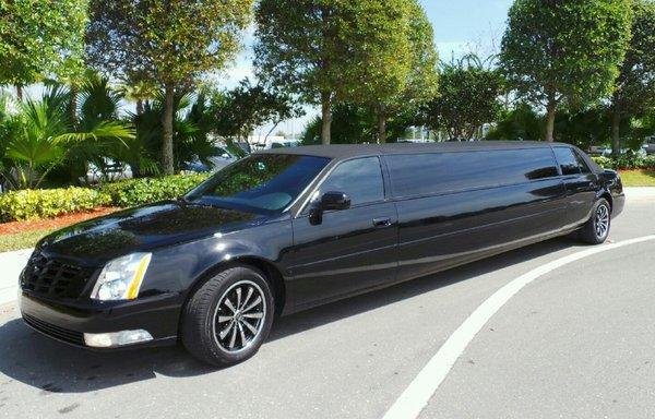 11 passengers Cadillac night rider edition, loaded.