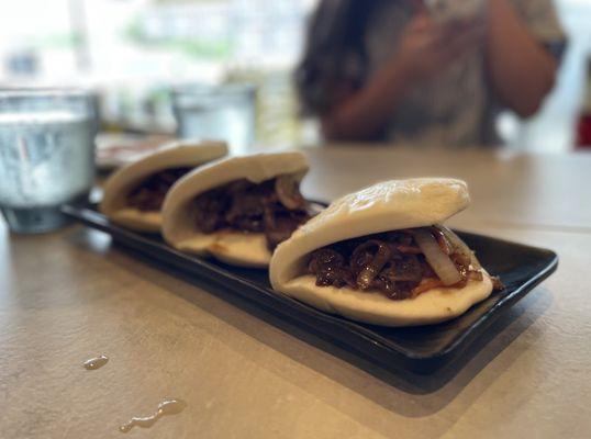 Beef bulgogi steam buns