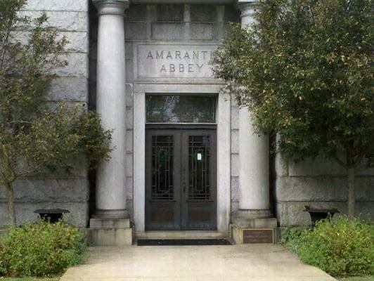 Amaranth Abbey. Union Cemetary's mausoleum