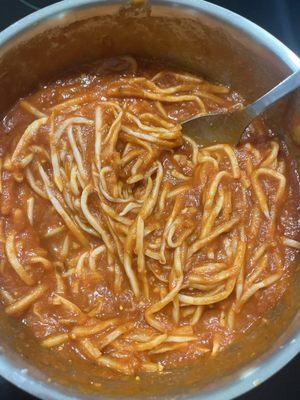 Heart of palm pasta with tomato sauce