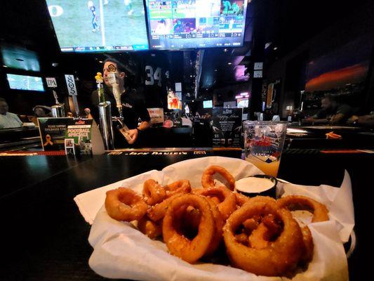 Cold beer, onion rings & the game.