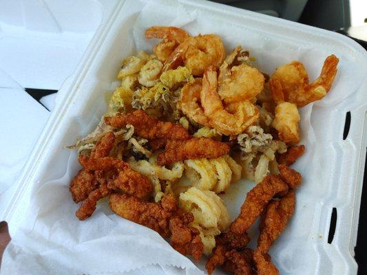 Shrimp, calamari, & clam strips