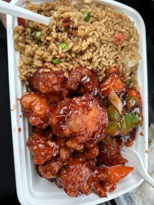 C15. General Tso's Chicken Combo Platter