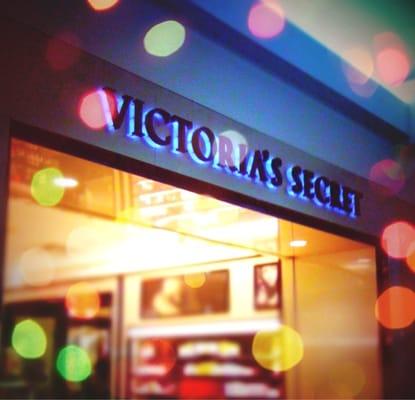 Victoria's Secret, Arden Fair Mall, Sacramento, CA