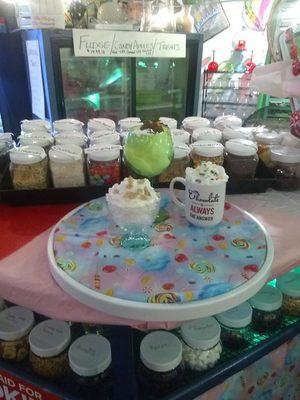 Try our mini bar with 40 different toppings for your gourmet hot Chocolate, sundaes or milkshakes.