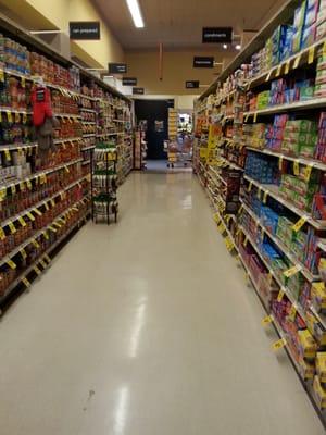 Aisles were big and uncluttered