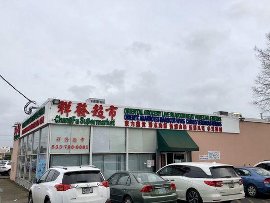 Chang Fa Supermarket Storefront and Entrance