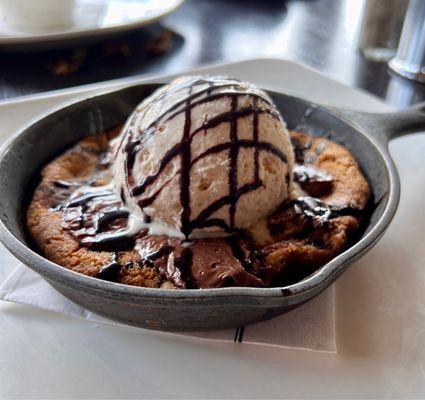 Reese's Ice Cream Cookie Skillet