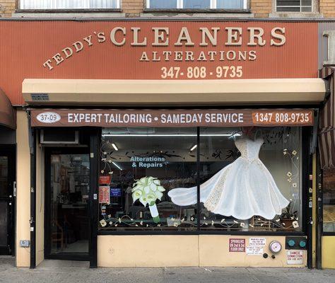 Another look at our renovated dry cleaners! Have a great weekend everyone!